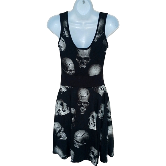 Killstar HEADS ROLLIN gray black skull goth punk skater dress size small - Picture 3 of 3